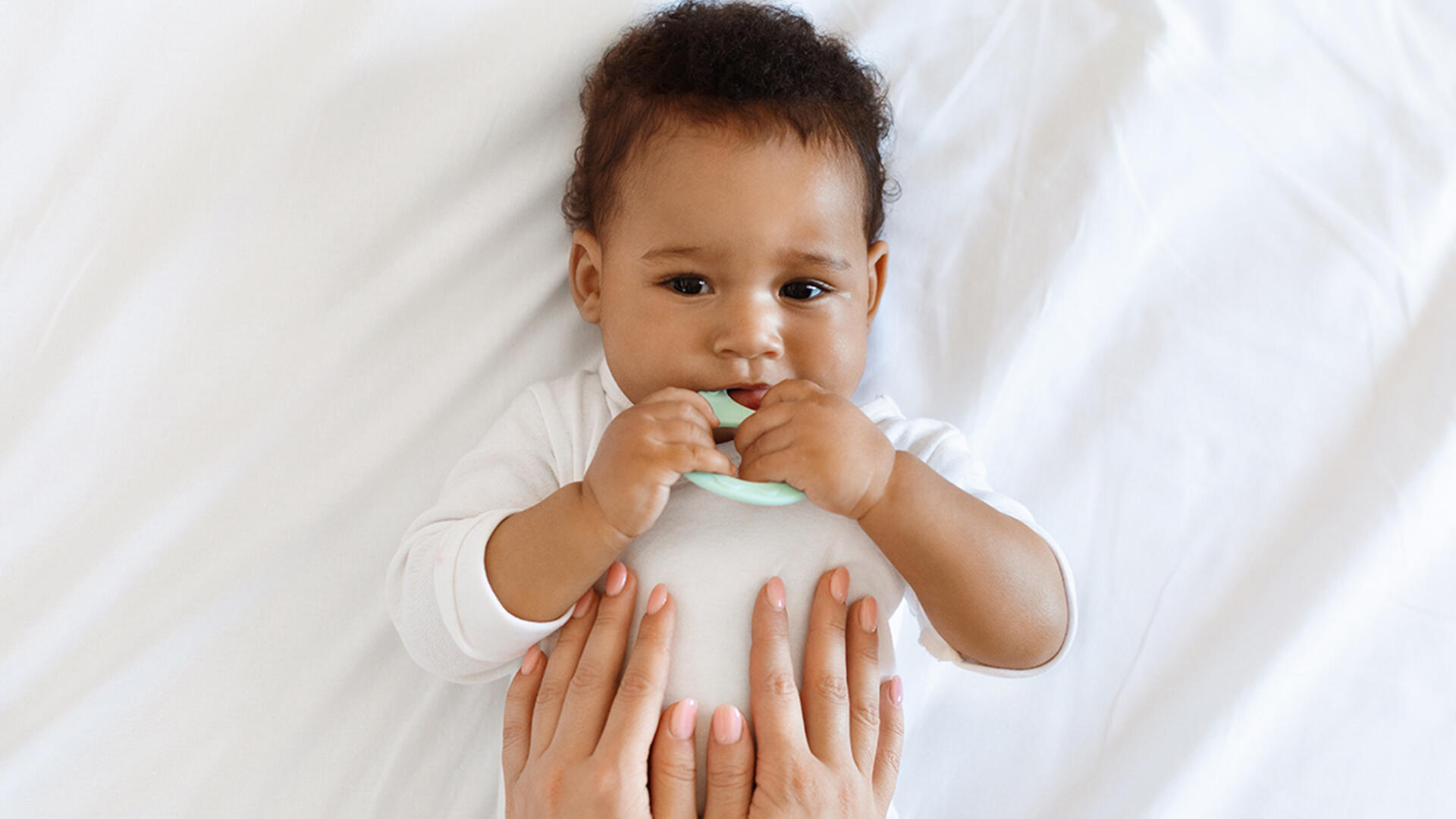 Wenn das Baby zahnt, können Beißringe die Schmerzen lindern. Wir haben 17 solcher Produkte im Labor prüfen lassen. Wenn das Baby zahnt, können Beißringe die Schmerzen lindern. Wir haben 17 solcher Produkte im Labor prüfen lassen.