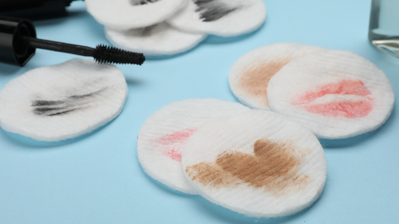 Wattepads sind zwar praktisch, sorgen jedoch für jede Menge Müll. Wattepads sind zwar praktisch, sorgen jedoch für jede Menge Müll.